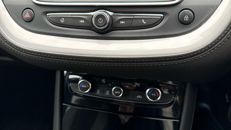 Vauxhall Grandland X 1.2 Turbo SE Premium 5dr Petrol Hatchback